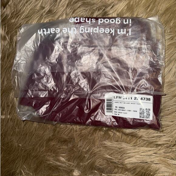 New Fabletics Men's The One Short 7" Unlined Merlot size M - Picture 4 of 9